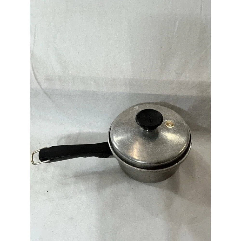 Vintage Mirro Aluminum Saucepan Set 1 Qt 2 Qt With Lids Steamer Vents